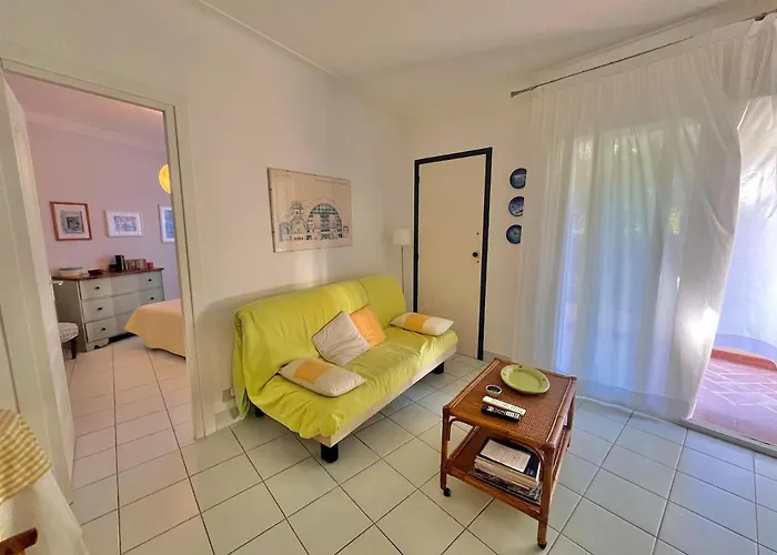 Two Near Martinez Daire *